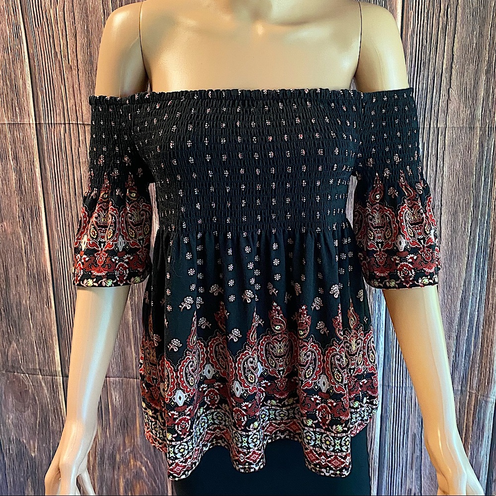 Xhilaration size Large L black & red pink paisley pattern strapless boho blouse